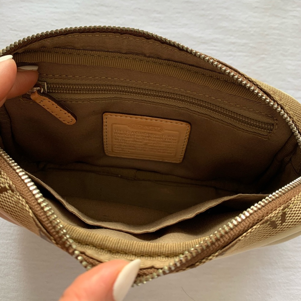 Authentic Coach waist pouch - Picture 5 of 7
